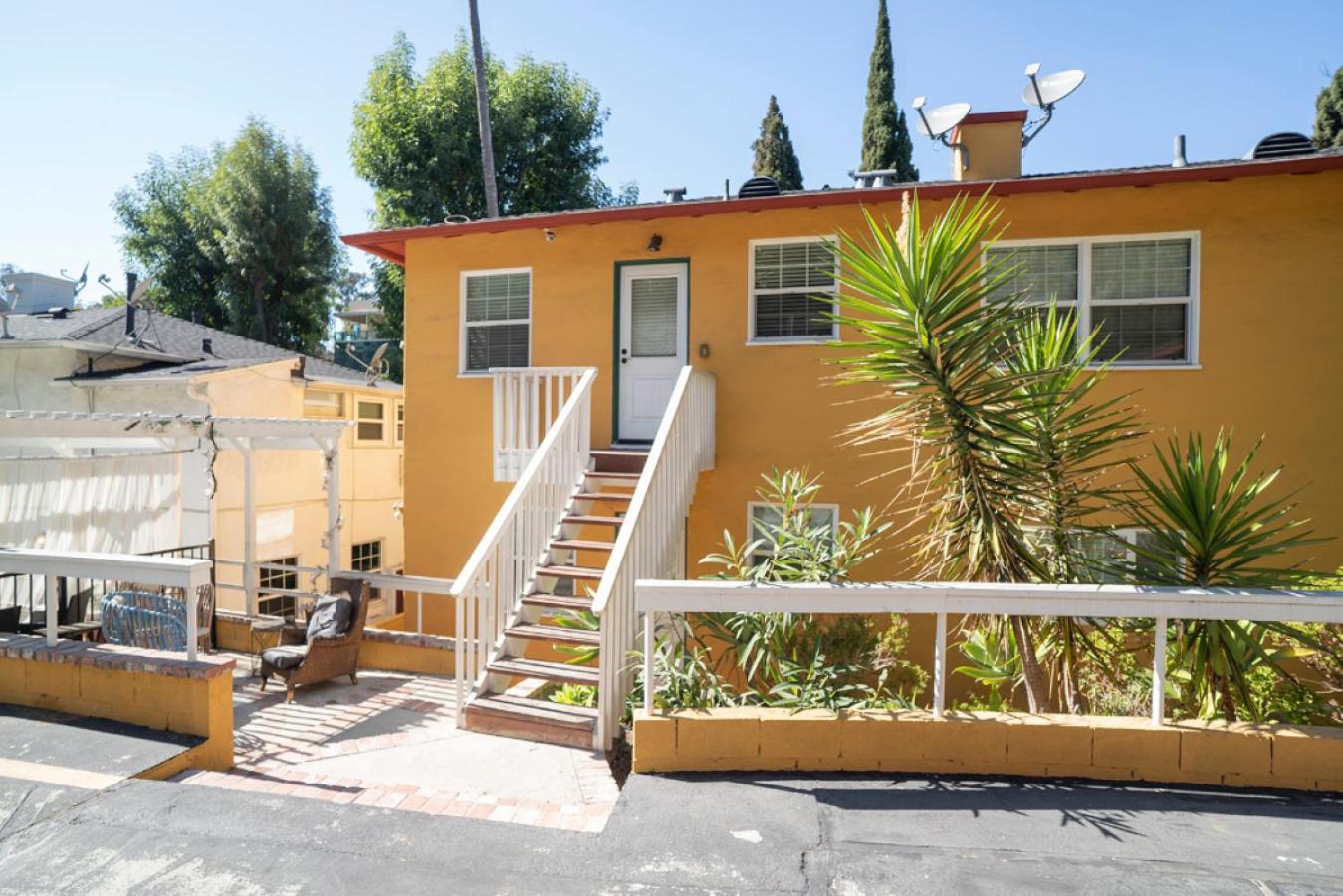 Charming Duplex Home In Sherman Oaks ロサンゼルス エクステリア 写真
