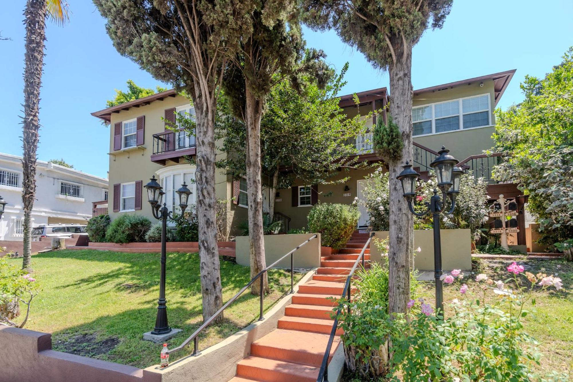 Charming Duplex Home In Sherman Oaks ロサンゼルス エクステリア 写真